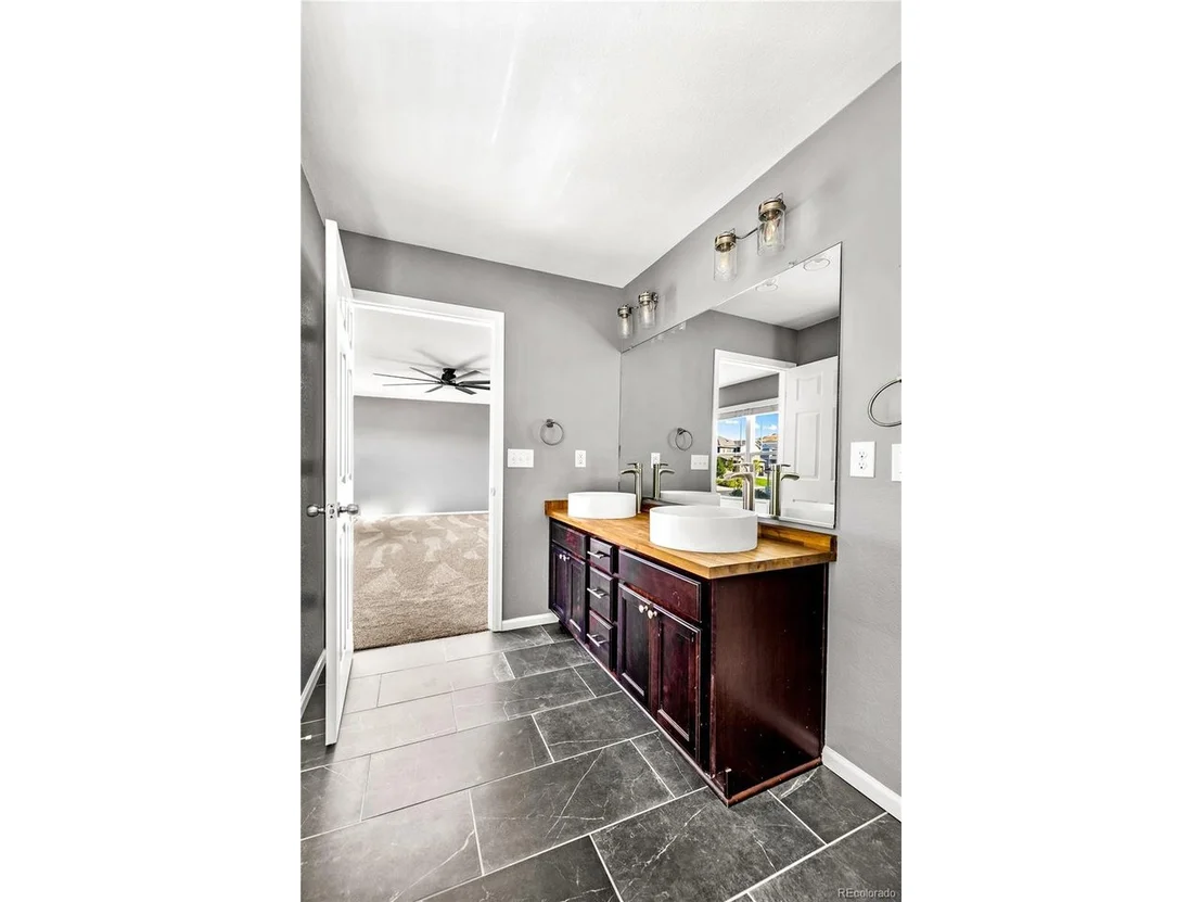 Photo of 2287 Echo Park Dr