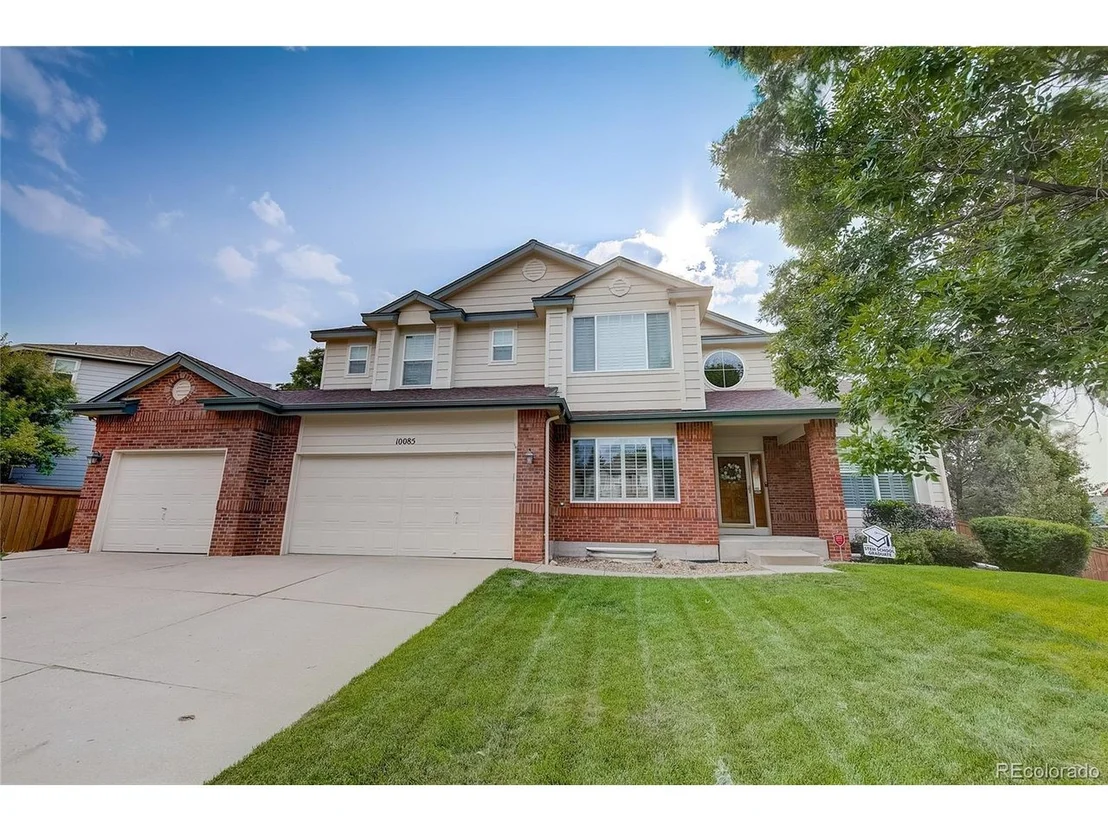 Photo of 10085 Glenstone Cir