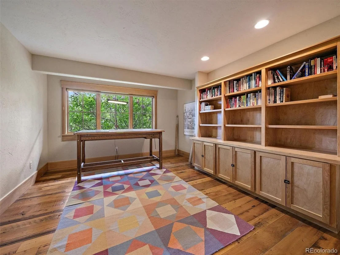 Photo of 5939 Lone Peak Dr