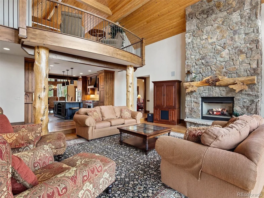 Photo of 3333 Golf Course Cir
