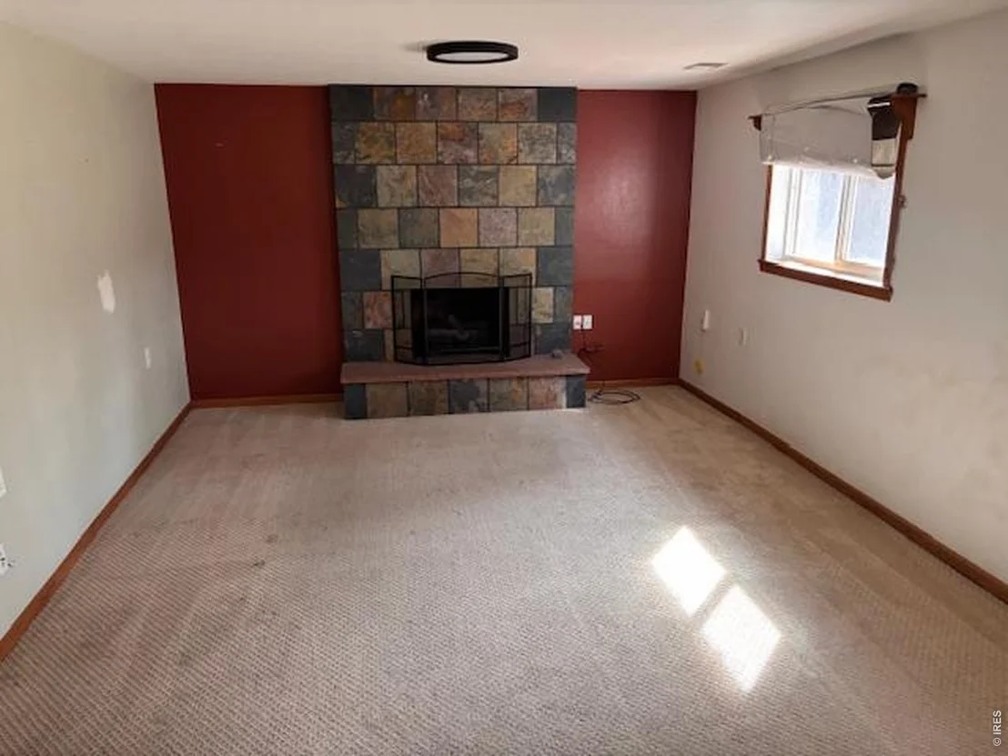Photo of 3331 Lakeview Cir