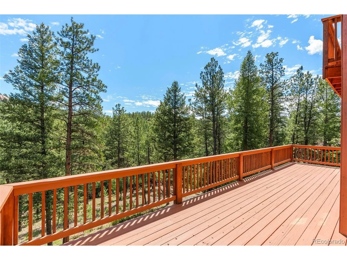 Photo of 16468 Ouray Rd