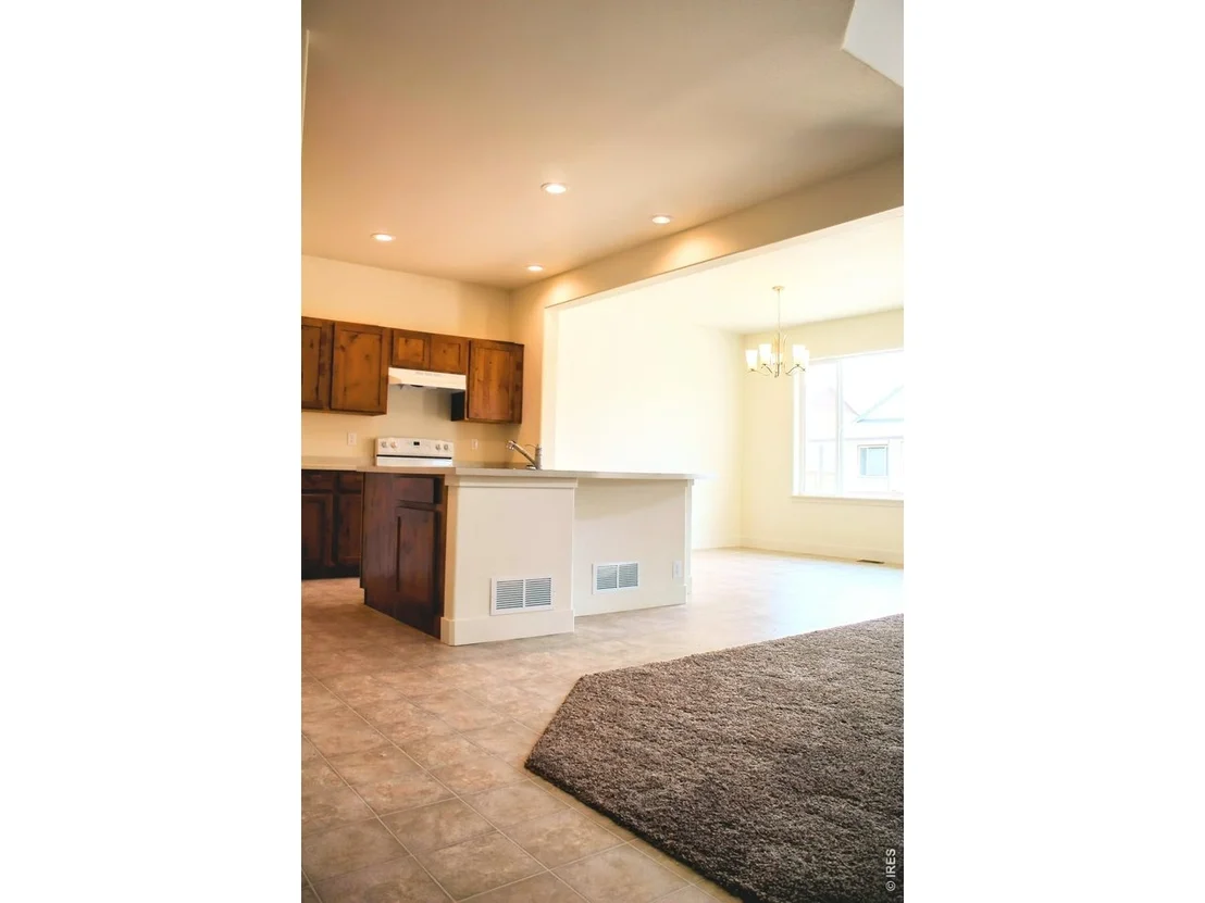 Photo of 2369 Juno Ln