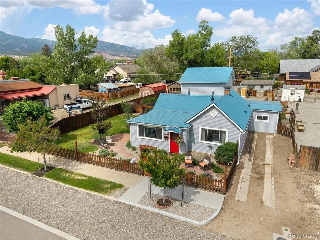 Photo of 212 Blake St