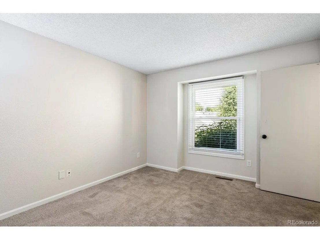 Photo of 11601 E Cornell Cir