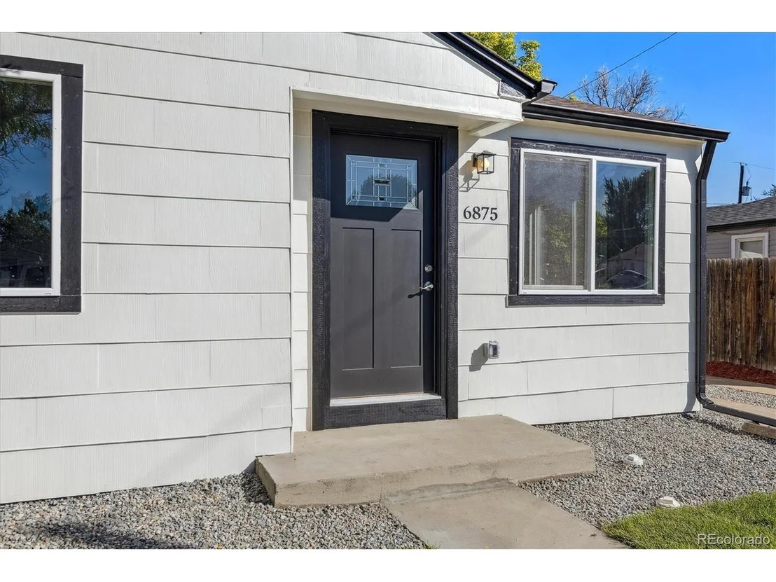 Photo of 6875 Reno Dr