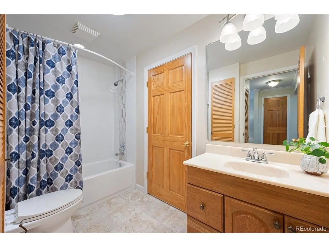 Photo of 7785 Lowell Blvd