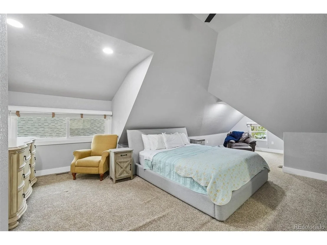 Photo of 414 4th Ave