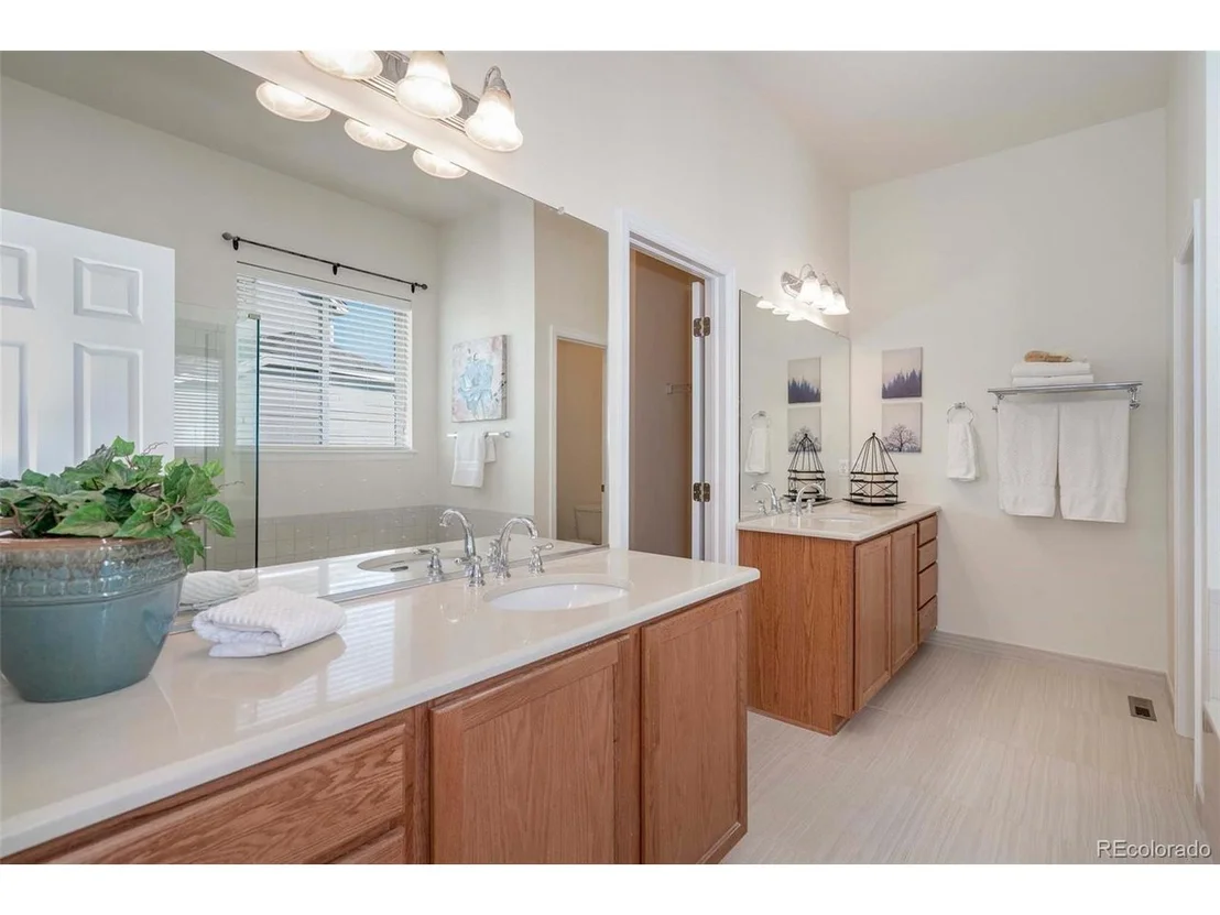 Photo of 15550 Carob Cir