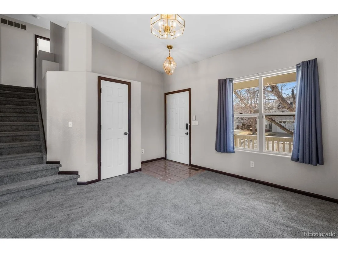Photo of 1288 Red Mountain Dr