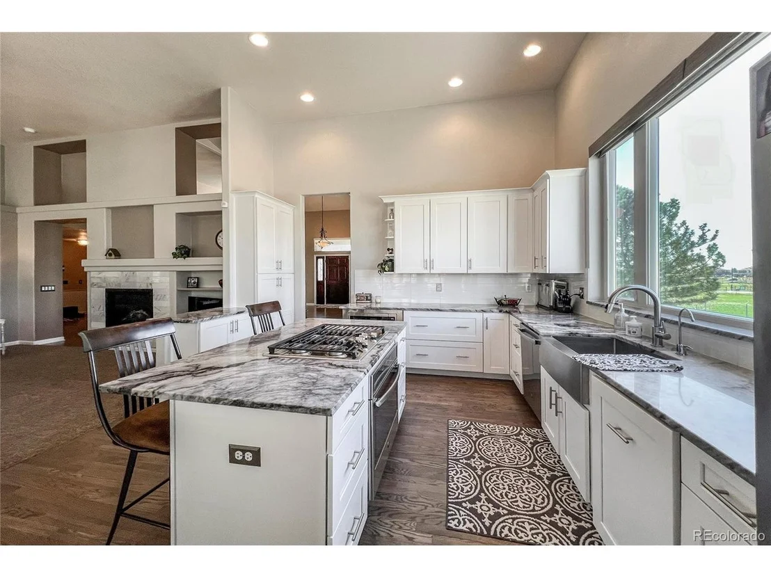 Photo of 6271 McIntyre Way