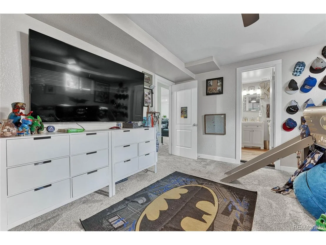 Photo of 2175 Jay St