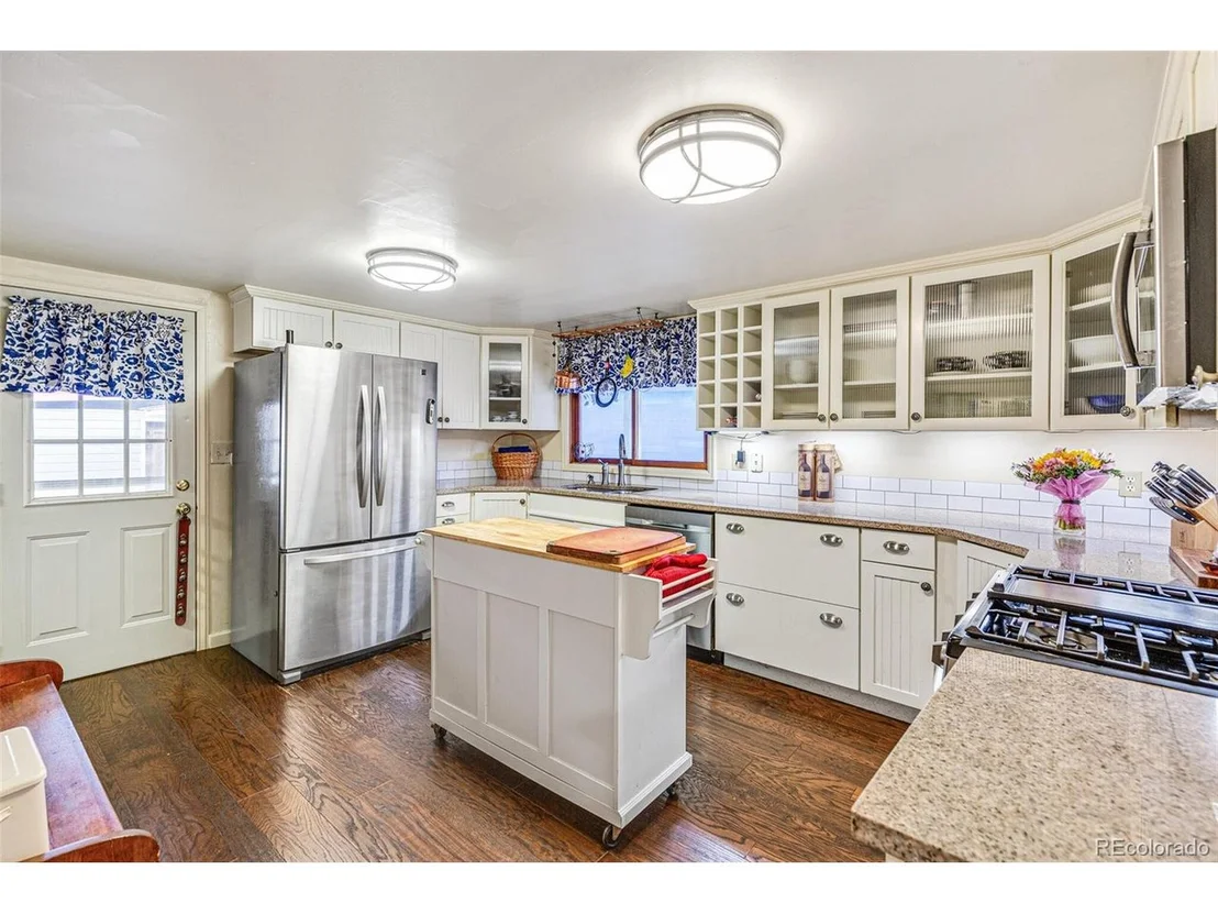 Photo of 2515 Depew St