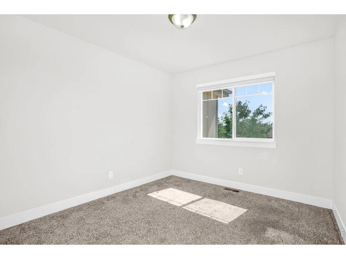 Photo of 1279 Baker Pass St