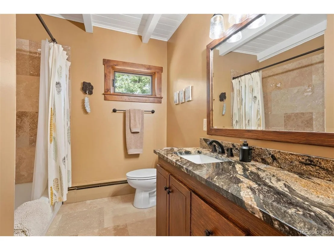 Photo of 187 Marion Dr