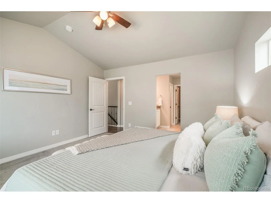 Photo of 2583 Lakes Edge Dr