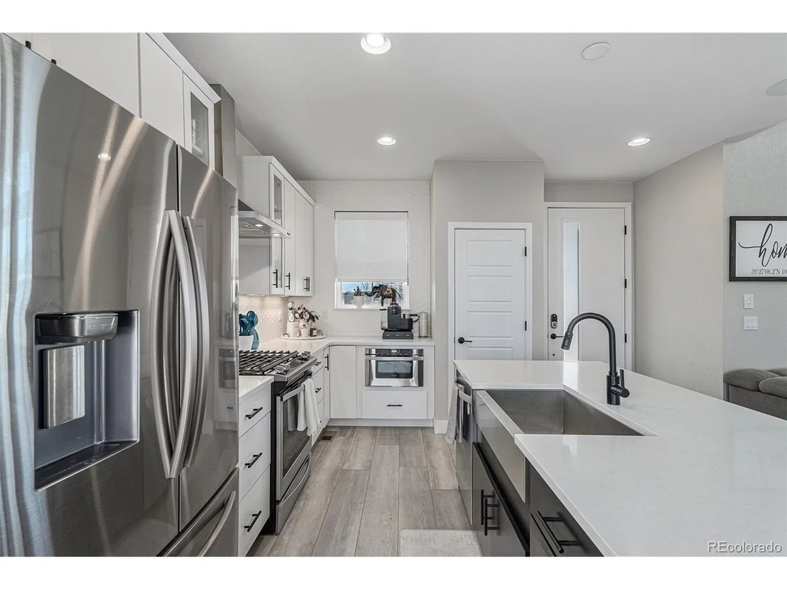 Photo of 6183 Stable View St