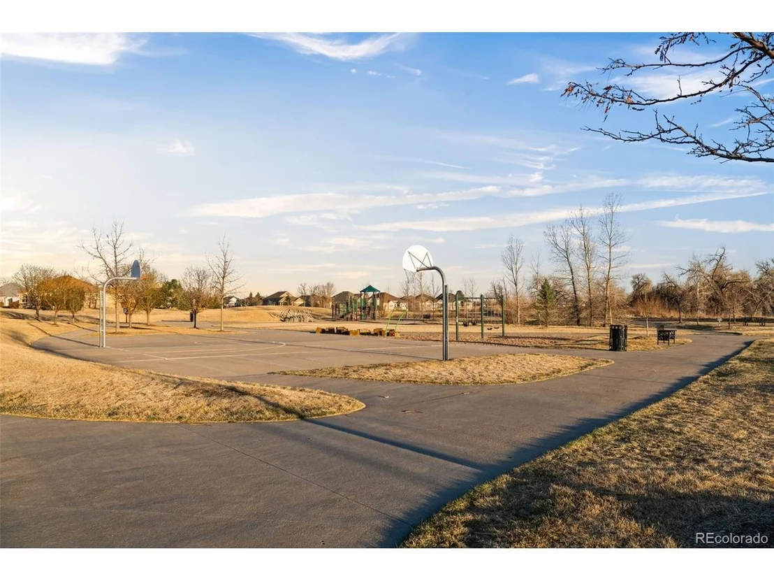 Photo of 7510 Loveland Cir