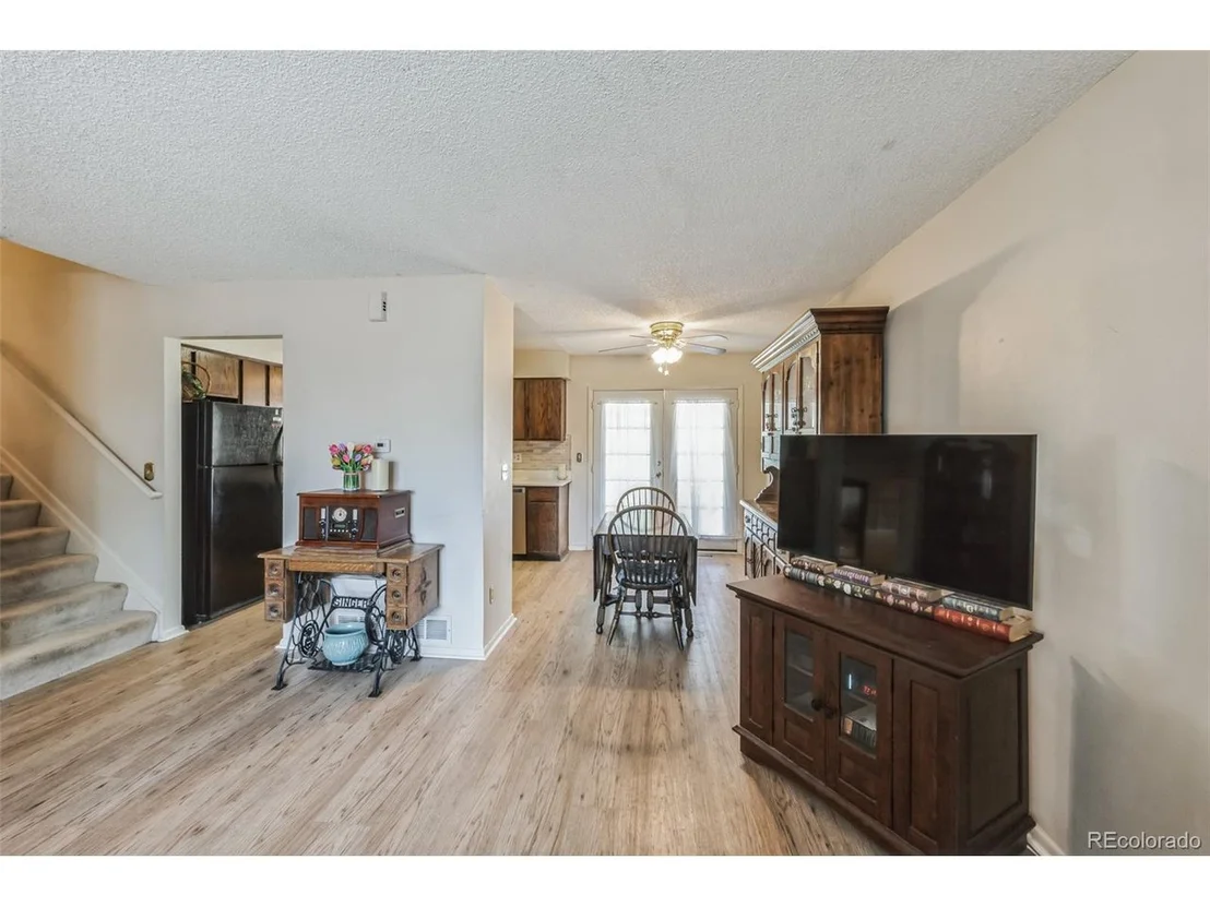 Photo of 11084 Clermont Dr