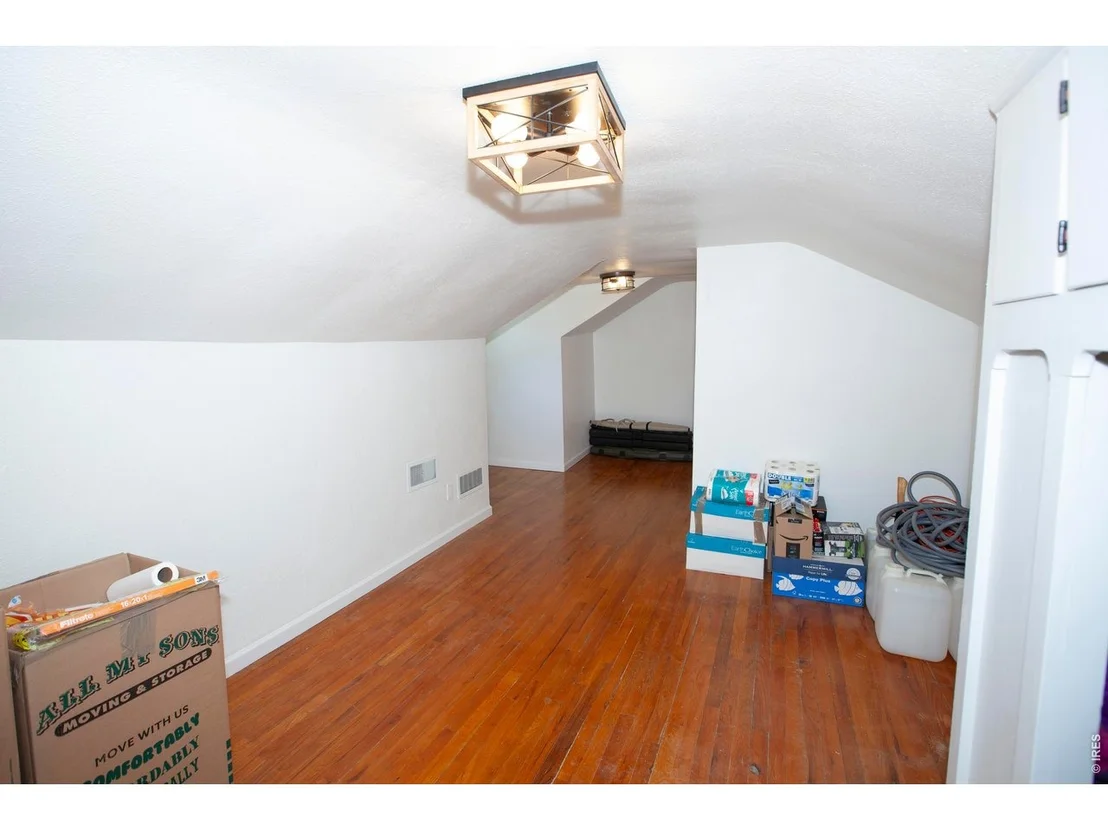 Photo of 324 N 3rd Ave