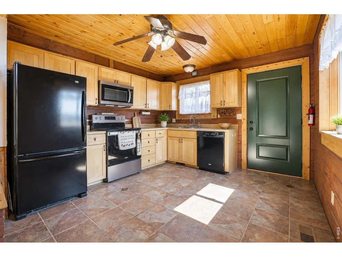 Photo of 750 Cougar Dr