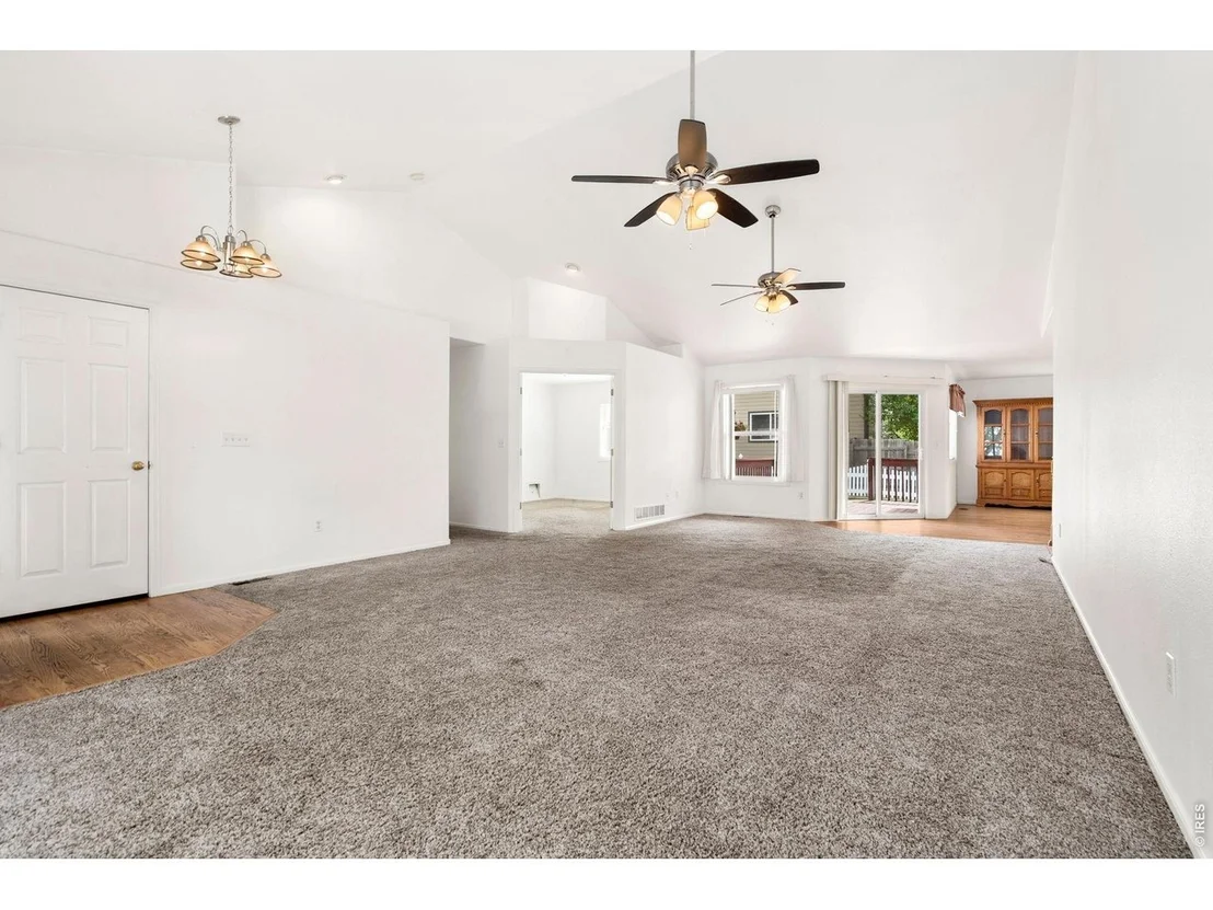 Photo of 910 N 7th Pl