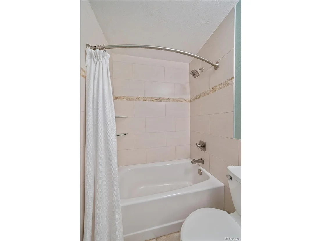 Photo of 28630 Pine Dr