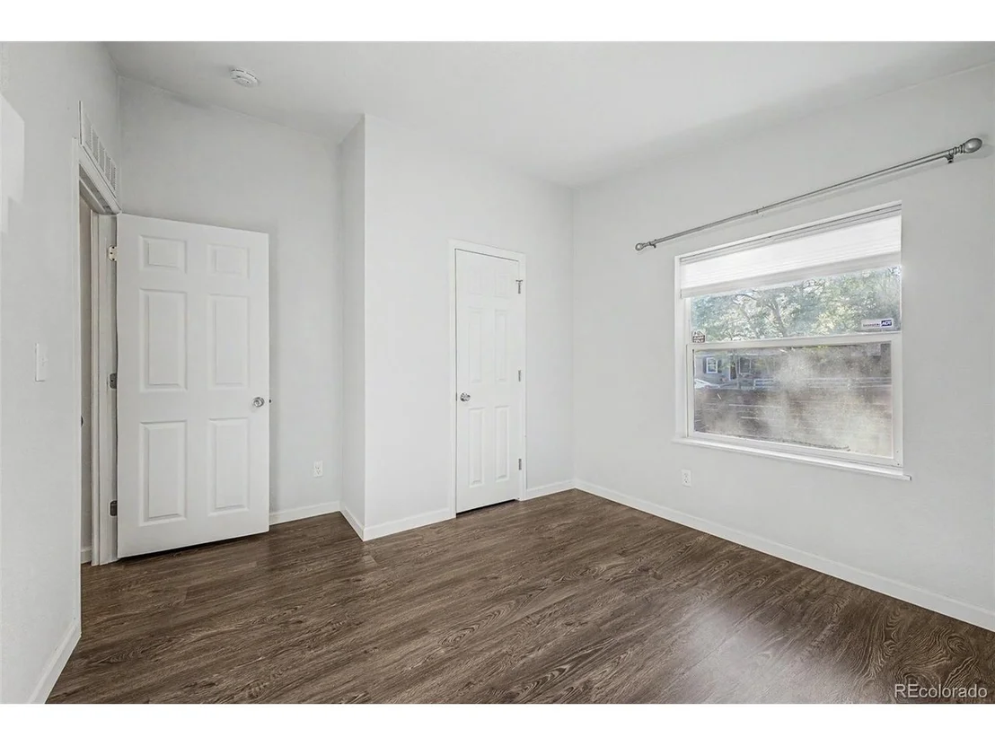 Photo of 370 Irving St