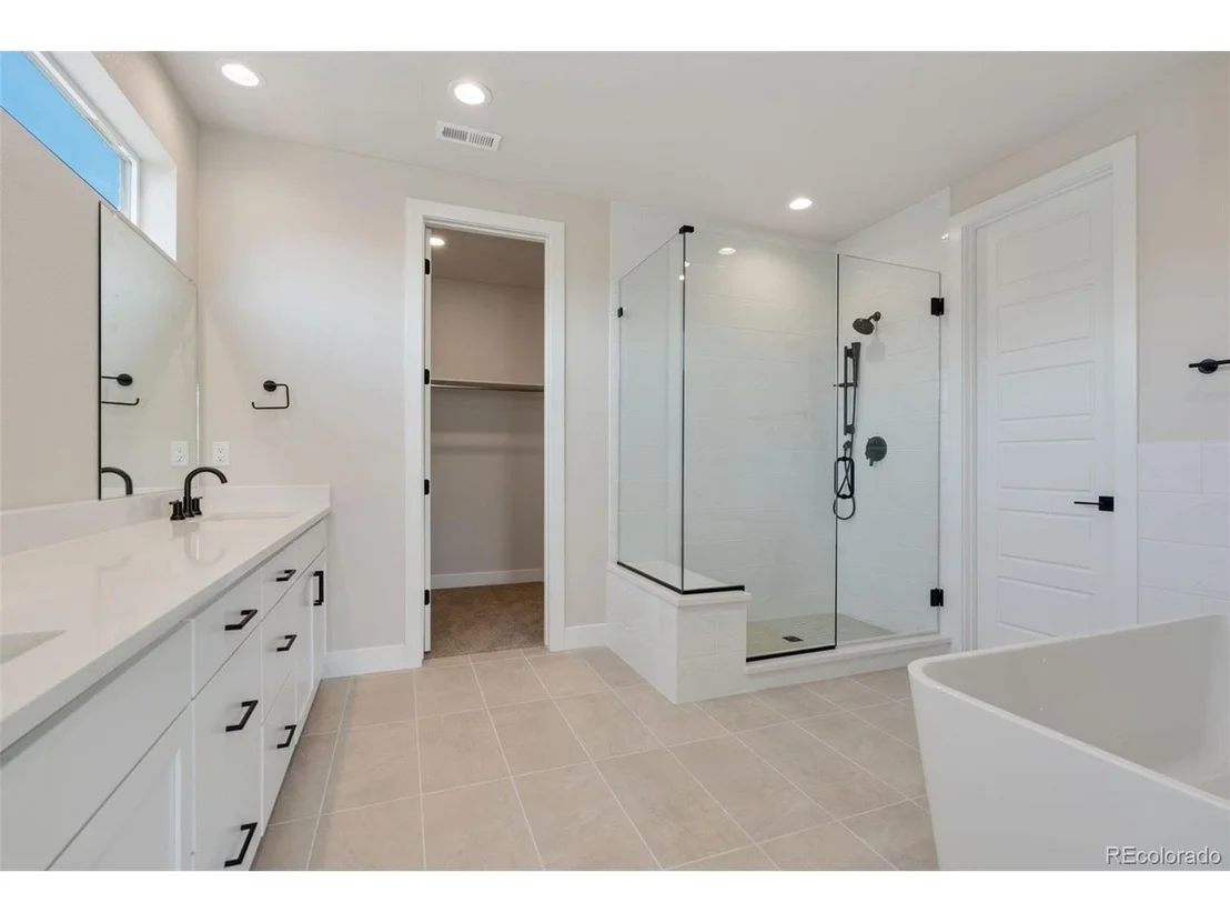 Photo of 1717 Lucent Ct