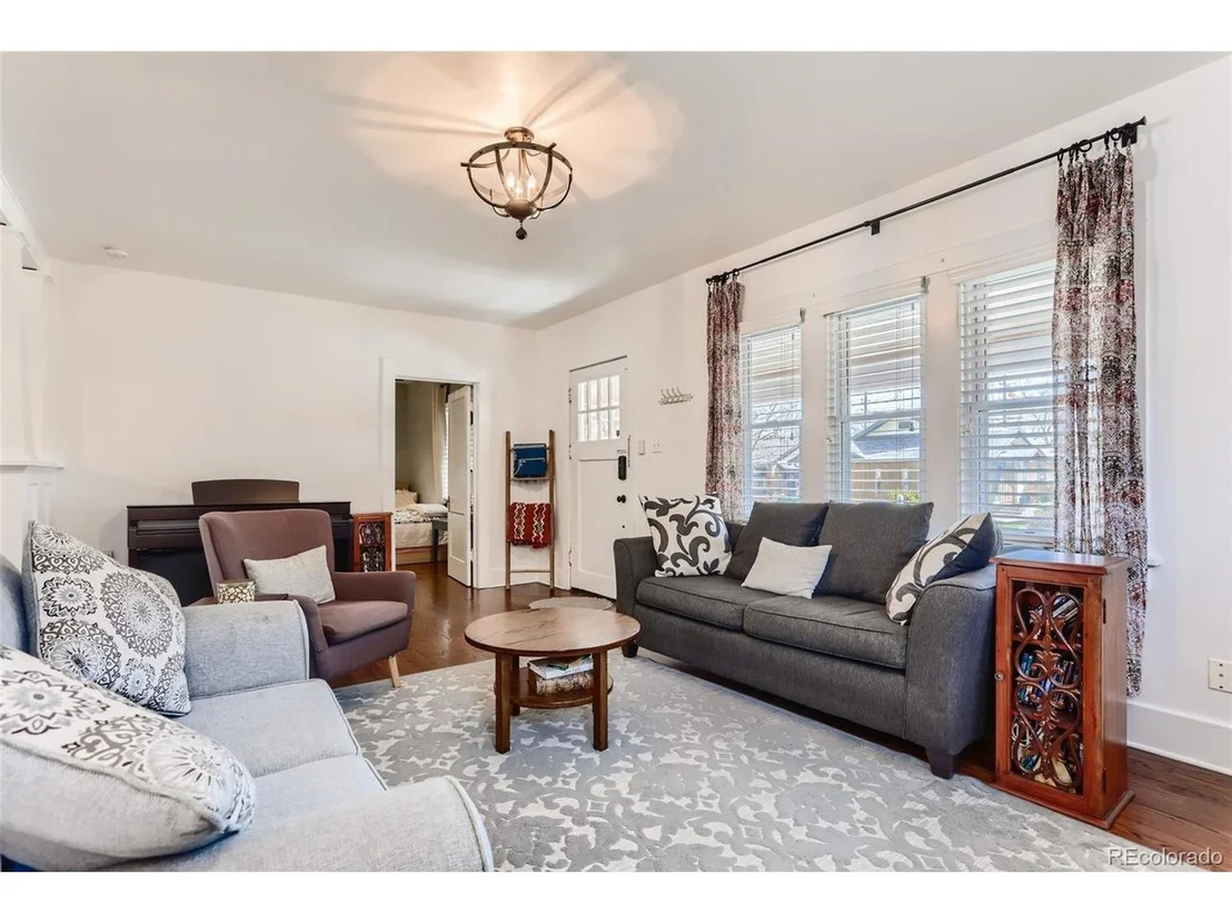 Photo of 755 Jackson St