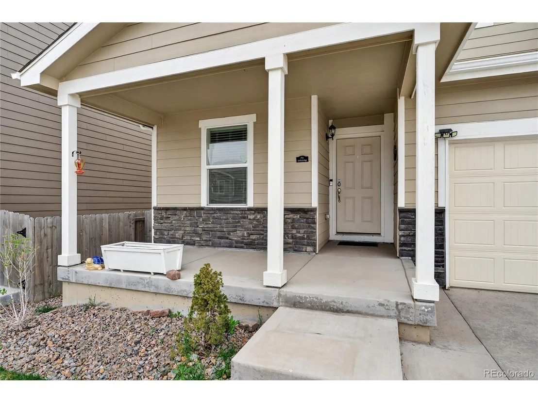 Photo of 47308 Clover Ave