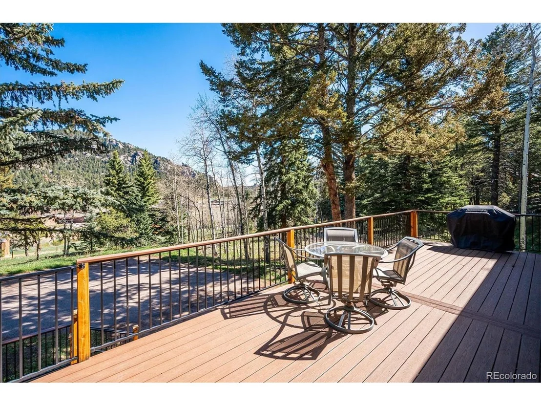 Photo of 25357 Snyder Ave