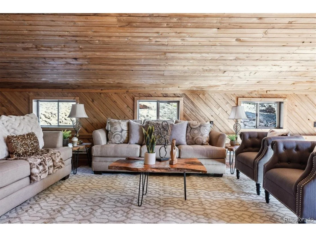 Photo of 21345 Cliffwoods Trl