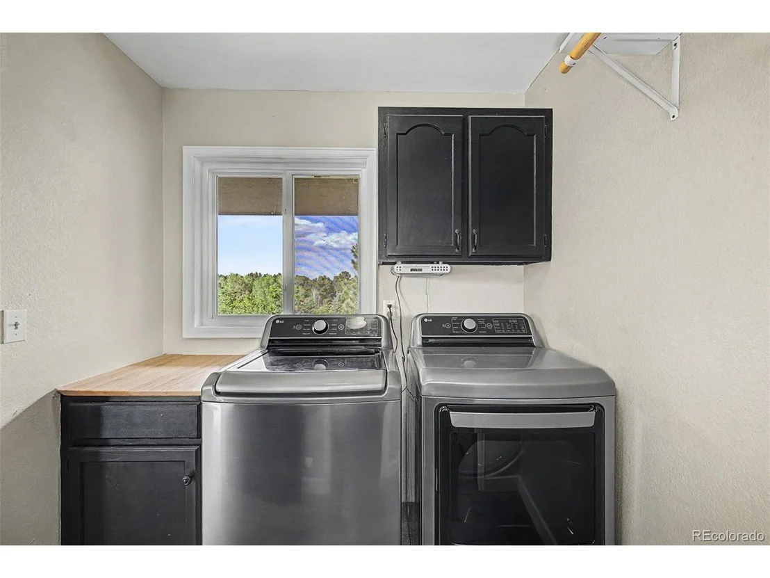 Photo of 8286 Lightening View Dr