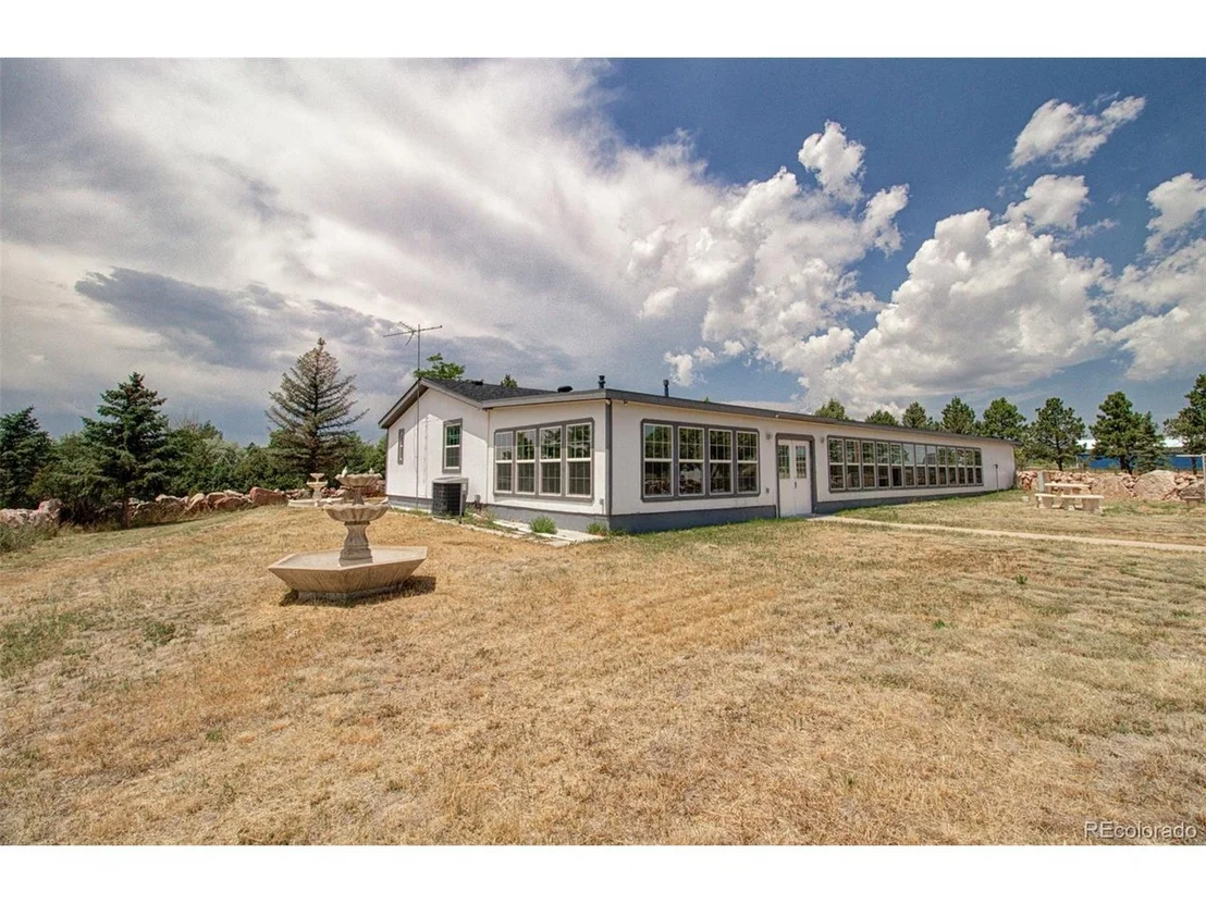 Photo of 12825 Garrett Rd
