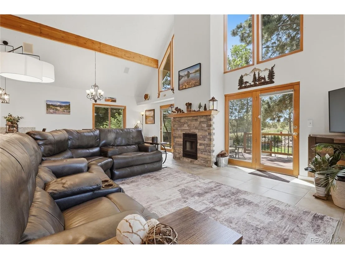 Photo of 607 Meadow Station Cir