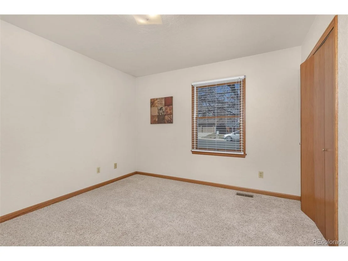 Photo of 162 48th Ave