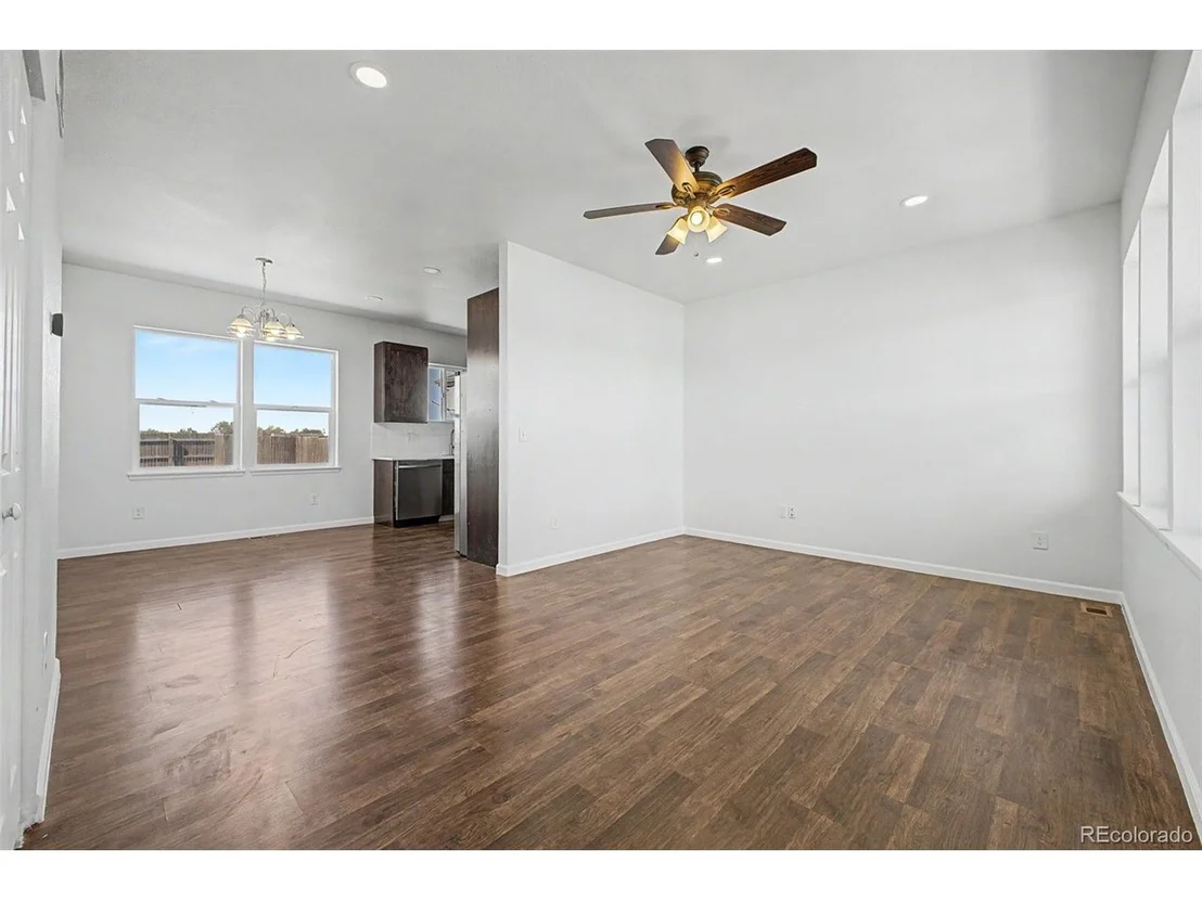 Photo of 1283 4th Ave