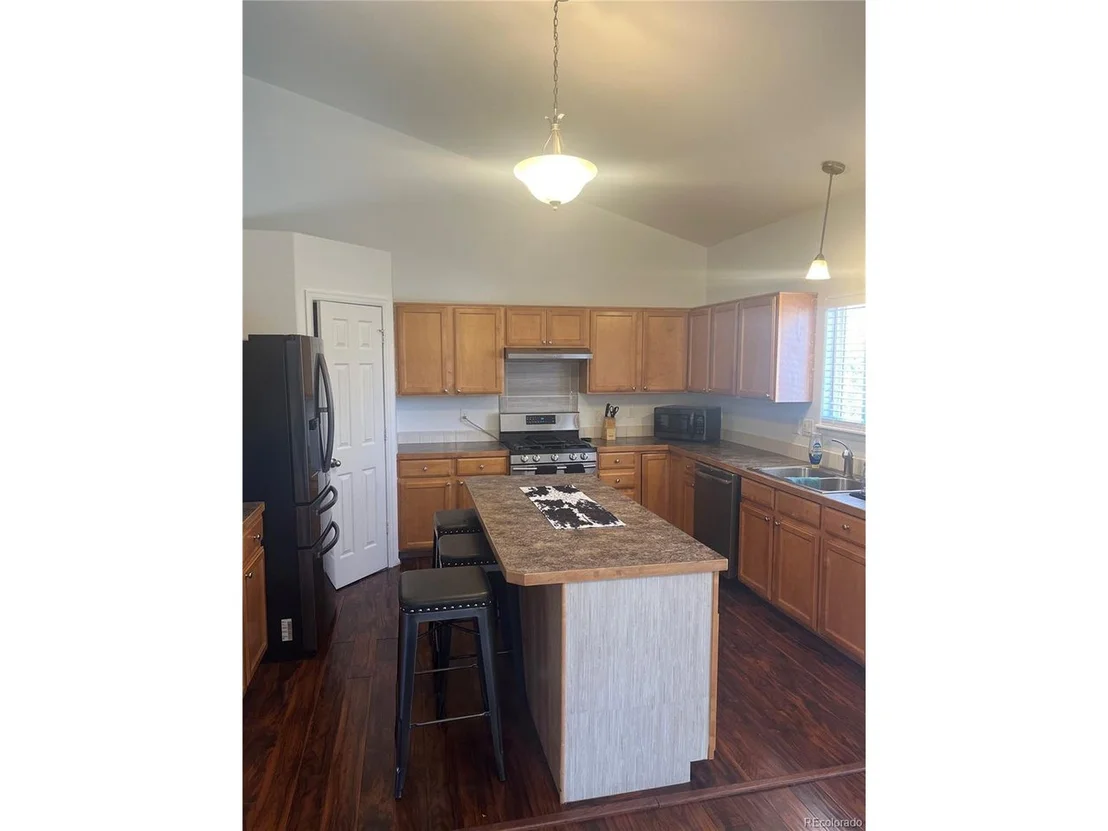 Photo of 2170 Granite Dr
