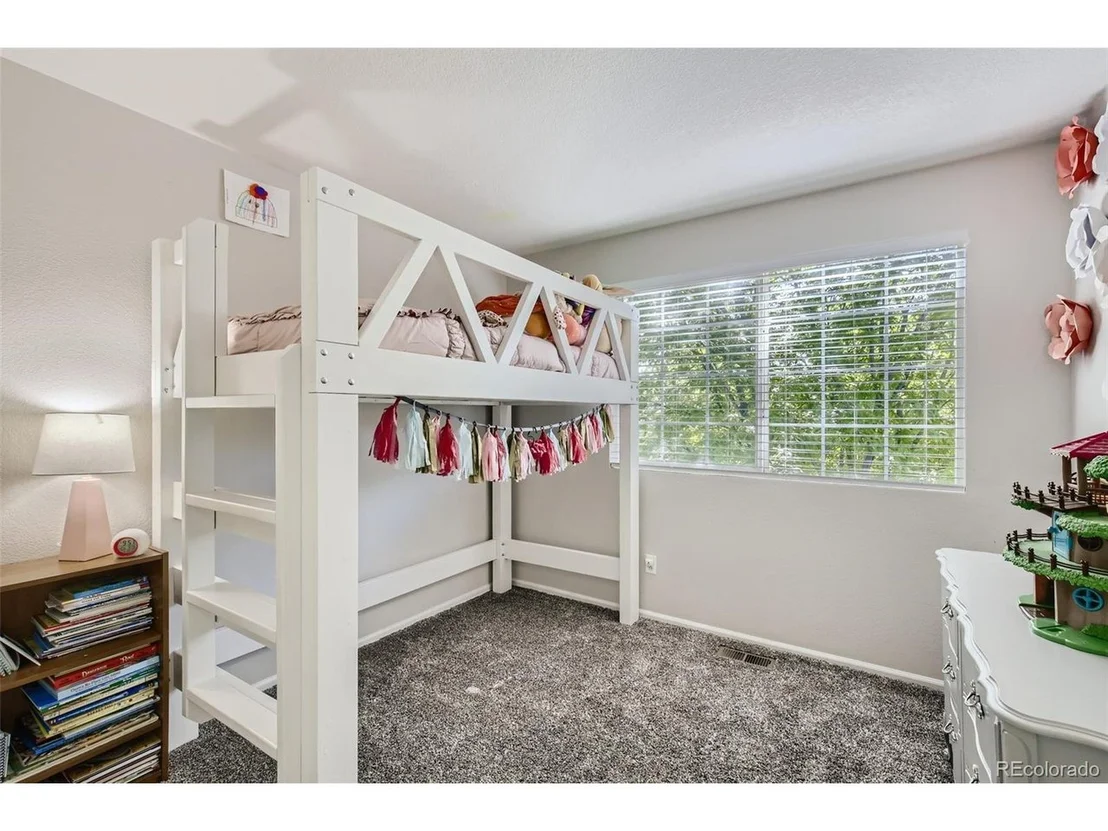 Photo of 6138 Shamrock Cir