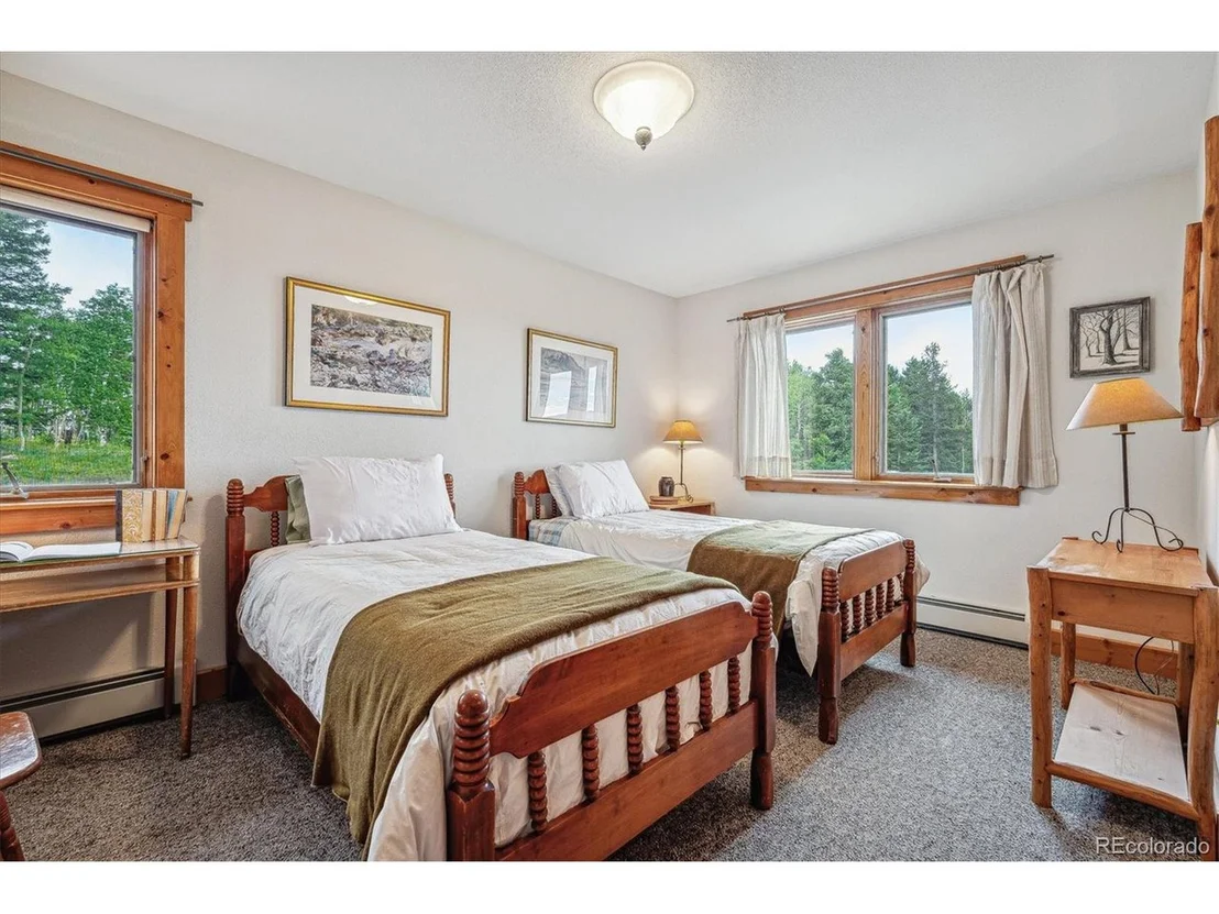 Photo of 12973 Upper Ridge Rd