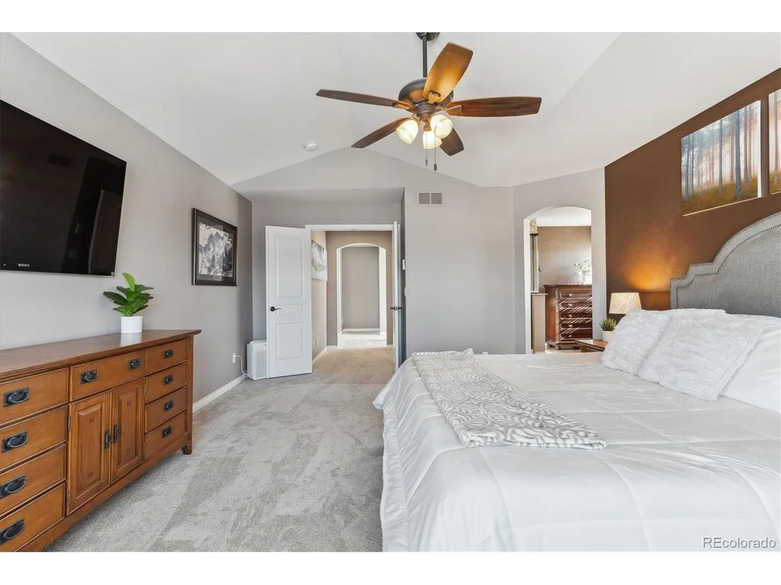 Photo of 8939 Devinney Ct