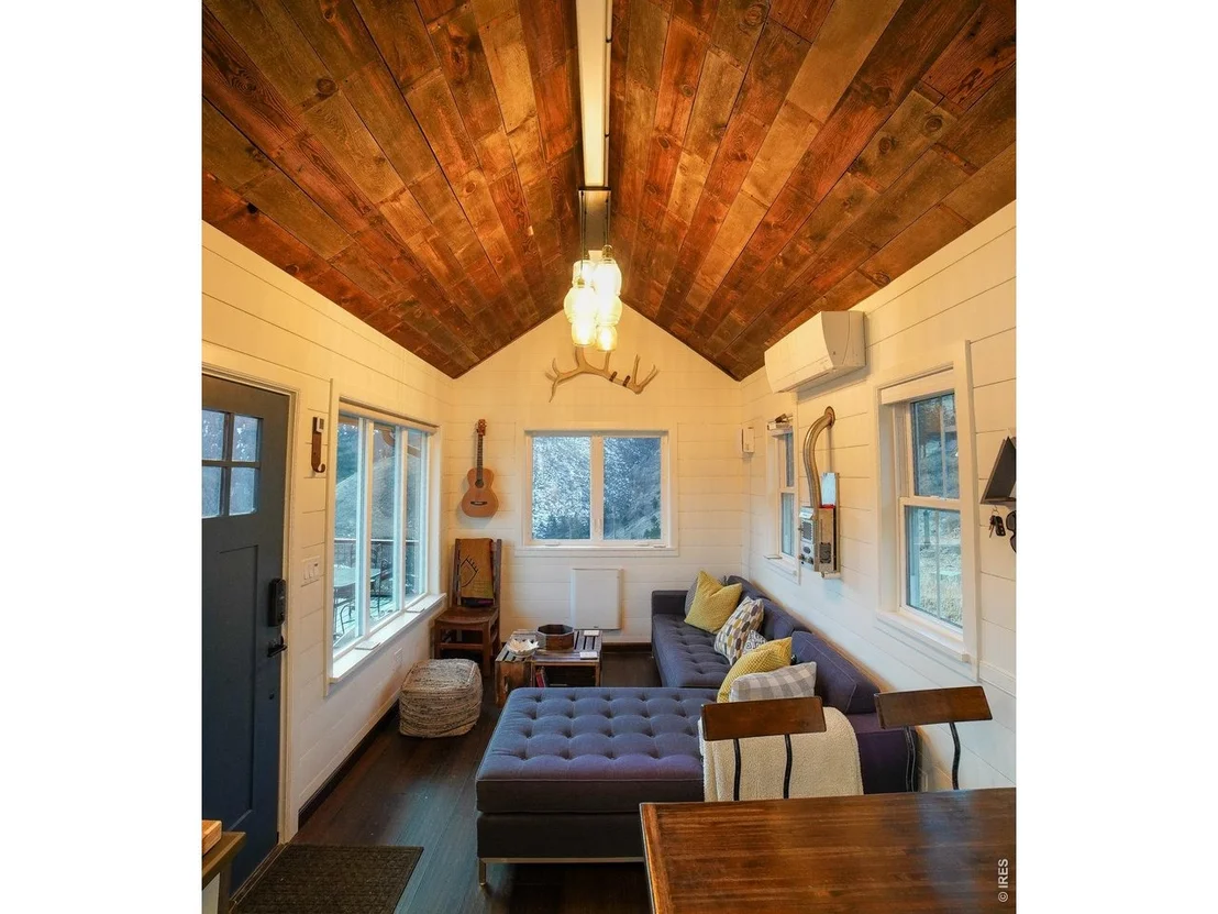 Photo of 560 Emerson Gulch Rd