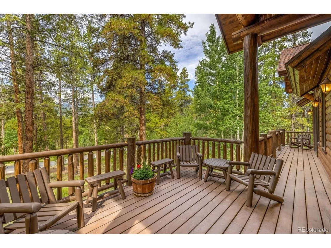 Photo of 175 Highlands Dr