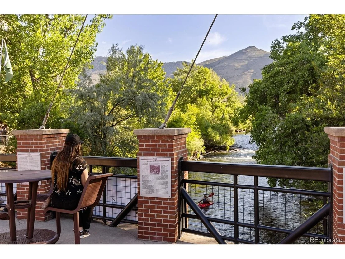 Photo of 5686 Zircon Way