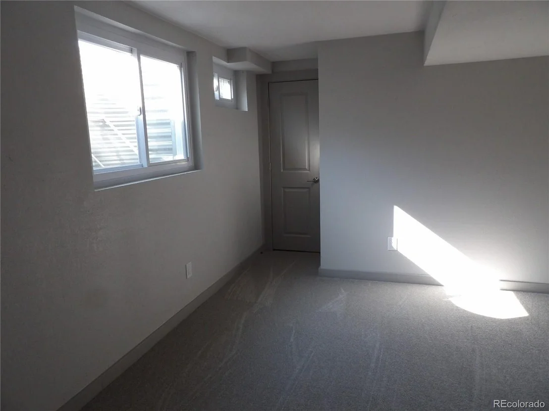 Photo of 11342 Glencoe Cir