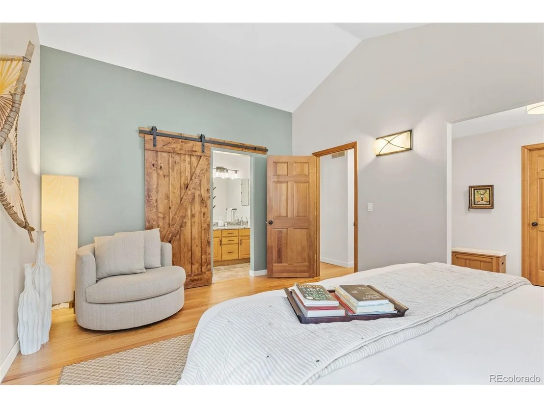 Photo of 27218 Mountain Park Rd