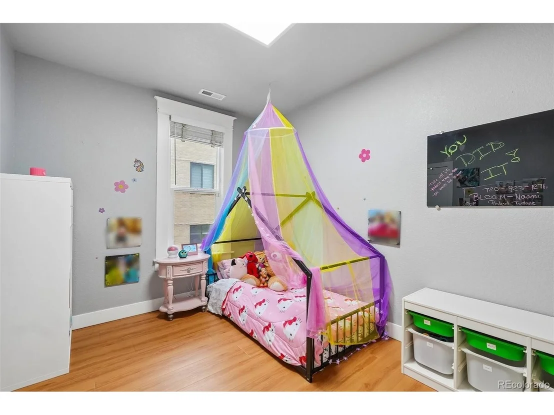 Photo of 414 4th Ave