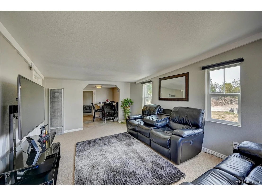Photo of 2900 W 66th Pl