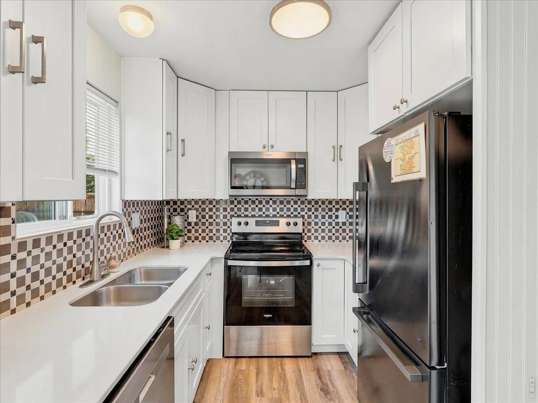 Photo of 113 44th Ave